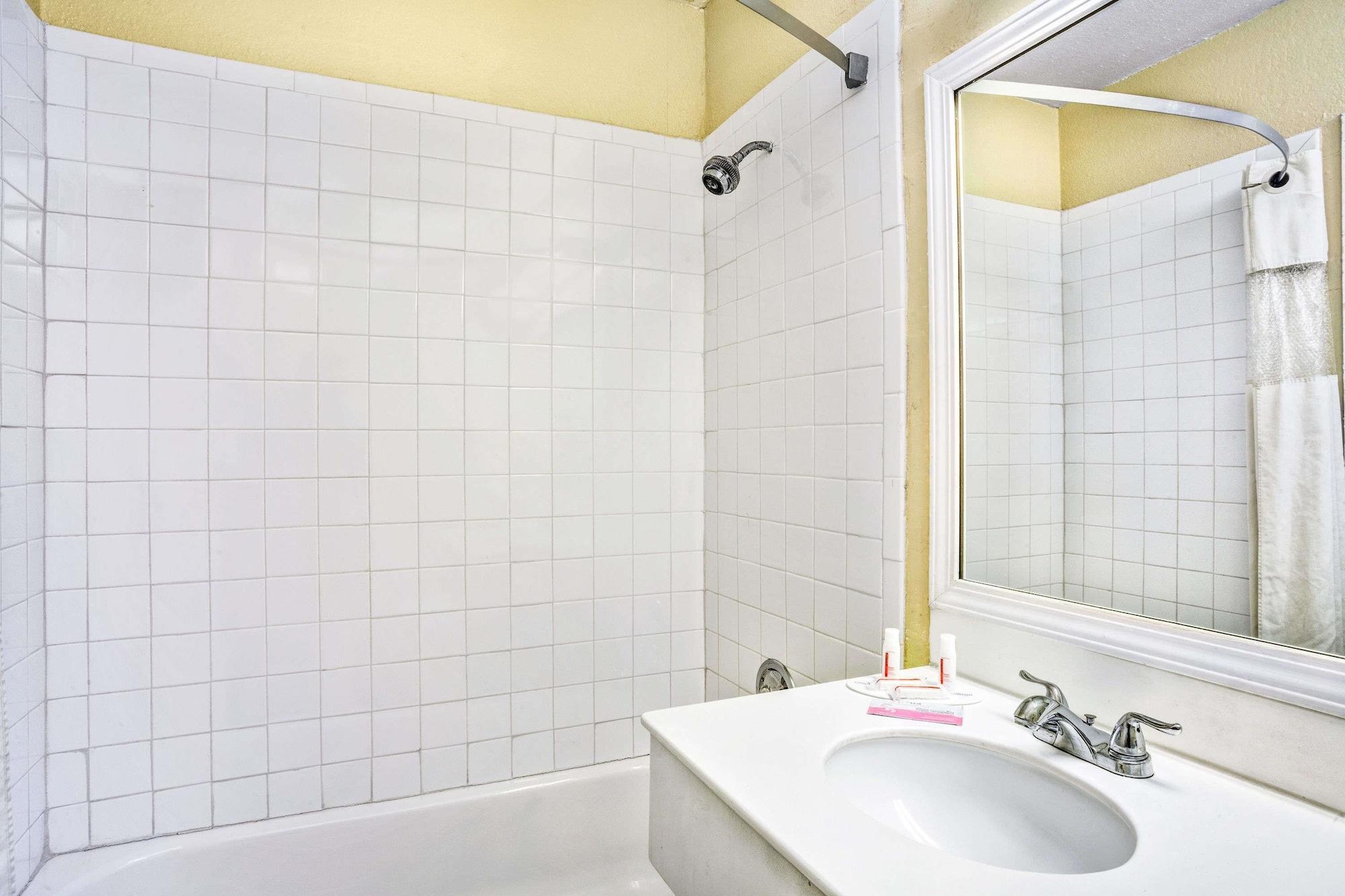 Travelodge By Wyndham Las Vegas Center Strip Екстериор снимка