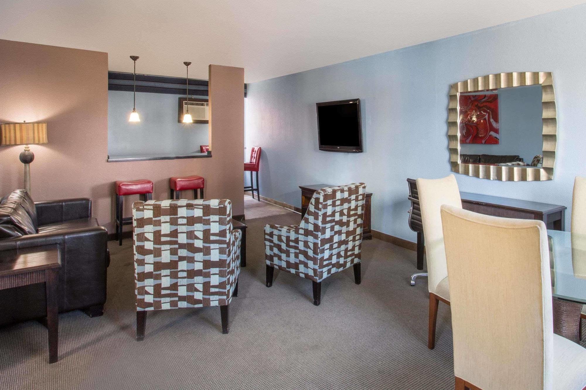 Travelodge By Wyndham Las Vegas Center Strip Екстериор снимка