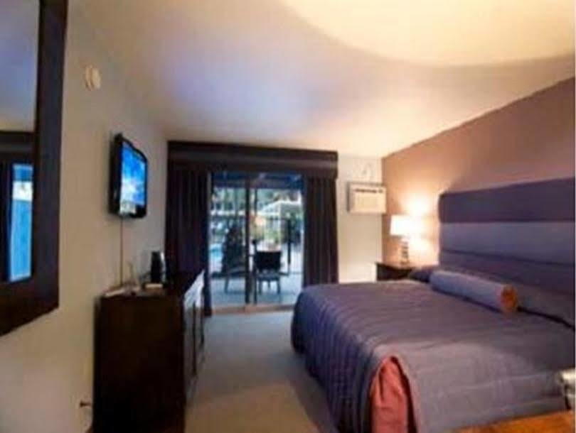 Travelodge By Wyndham Las Vegas Center Strip Екстериор снимка